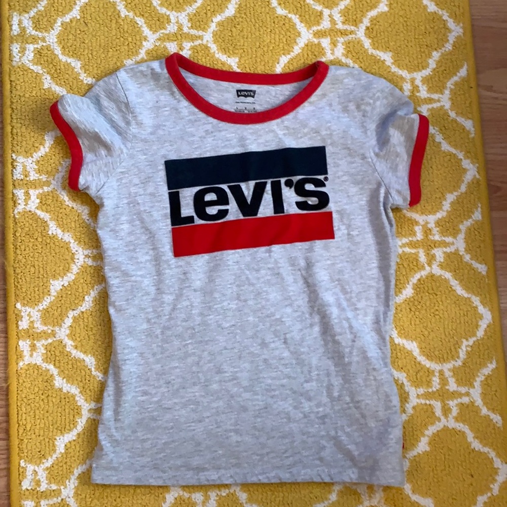 Girls Levi’s T-shirt
